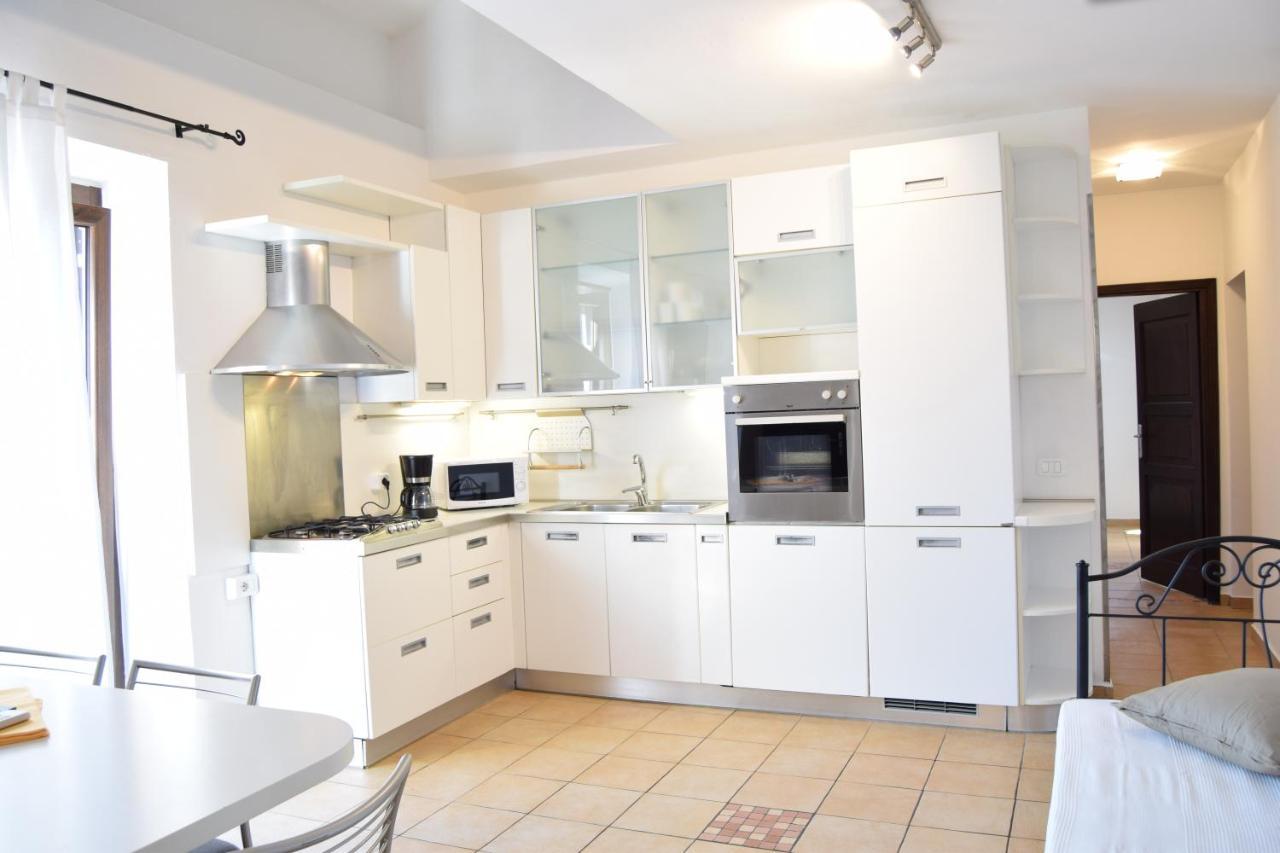 Residence Segattini Riva del Garda Luaran gambar