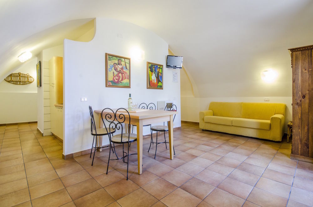 Residence Segattini Riva del Garda Luaran gambar