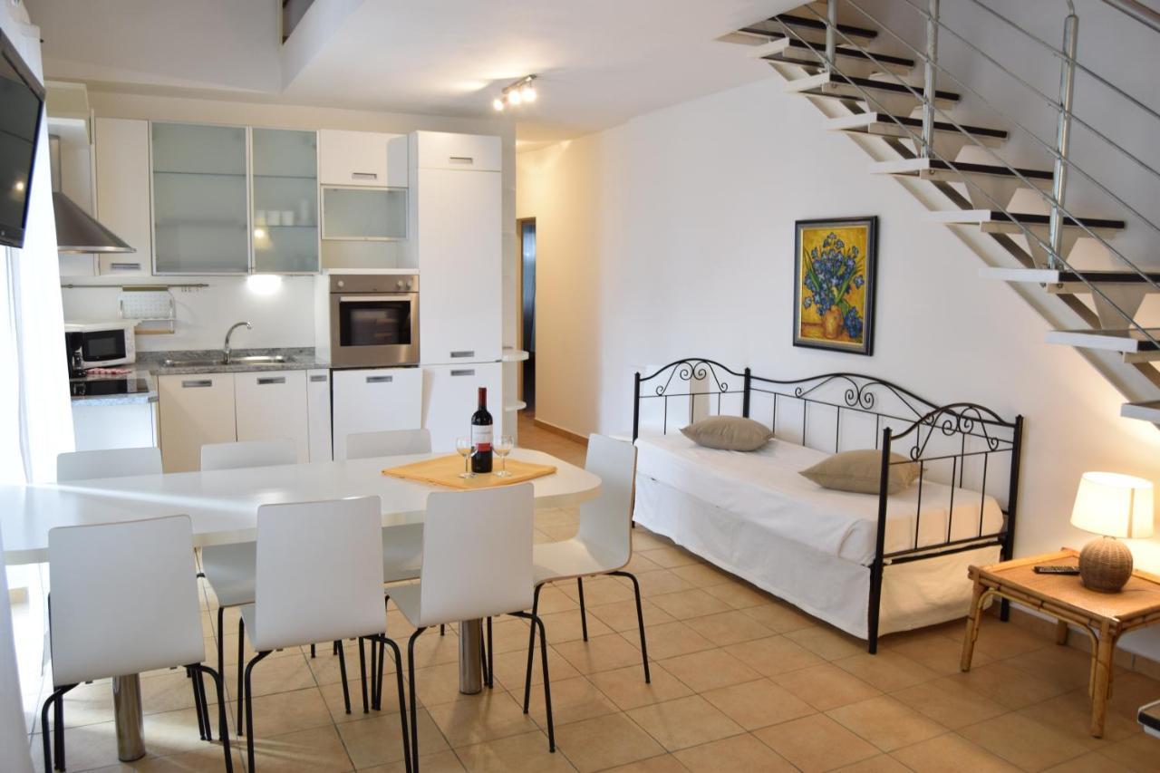 Residence Segattini Riva del Garda Luaran gambar